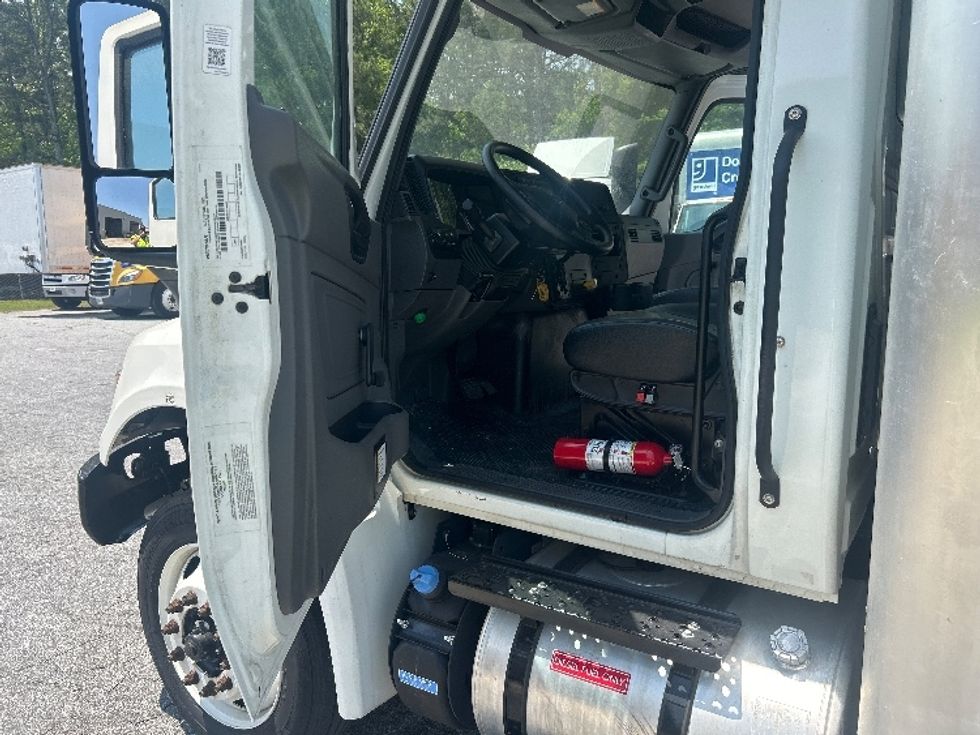 Medium Duty Box Truck-Light and Medium Duty Trucks-International-2024-MV607N-Columbus-GA-24,364\n\t\tmiles-$ 107,000 - Image 16