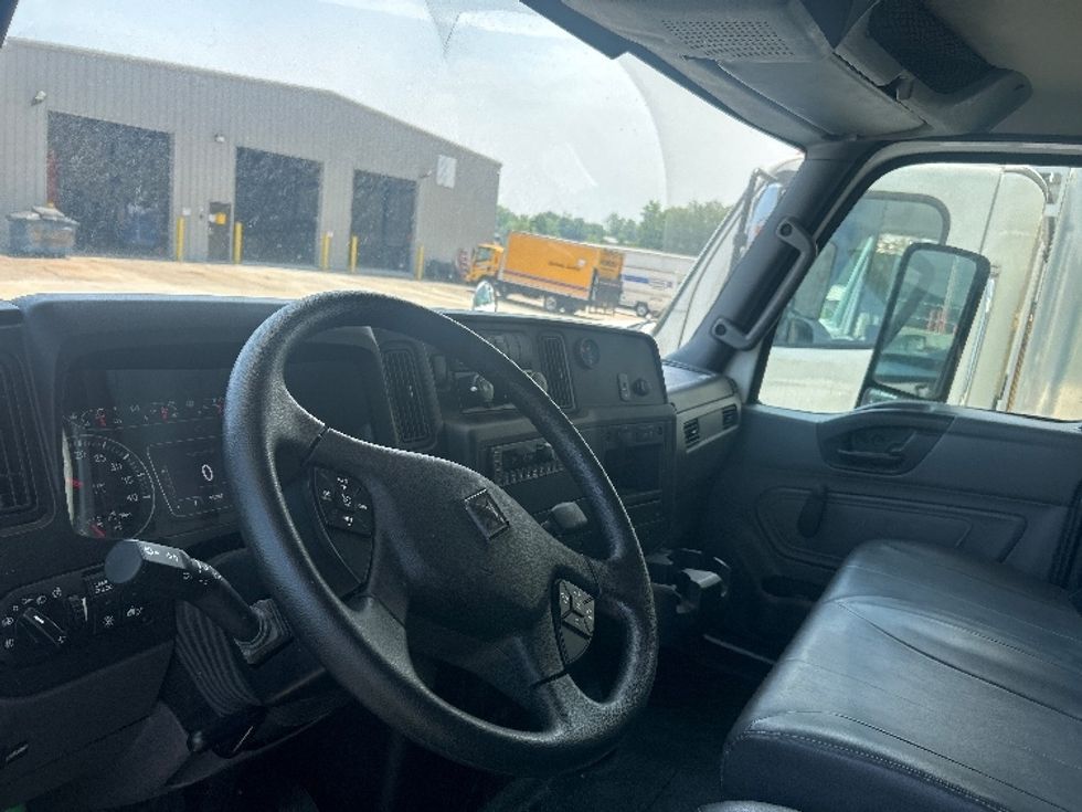 Medium Duty Box Truck-Light and Medium Duty Trucks-International-2024-MV607N-Columbus-GA-24,364\n\t\tmiles-$ 107,000 - Image 17