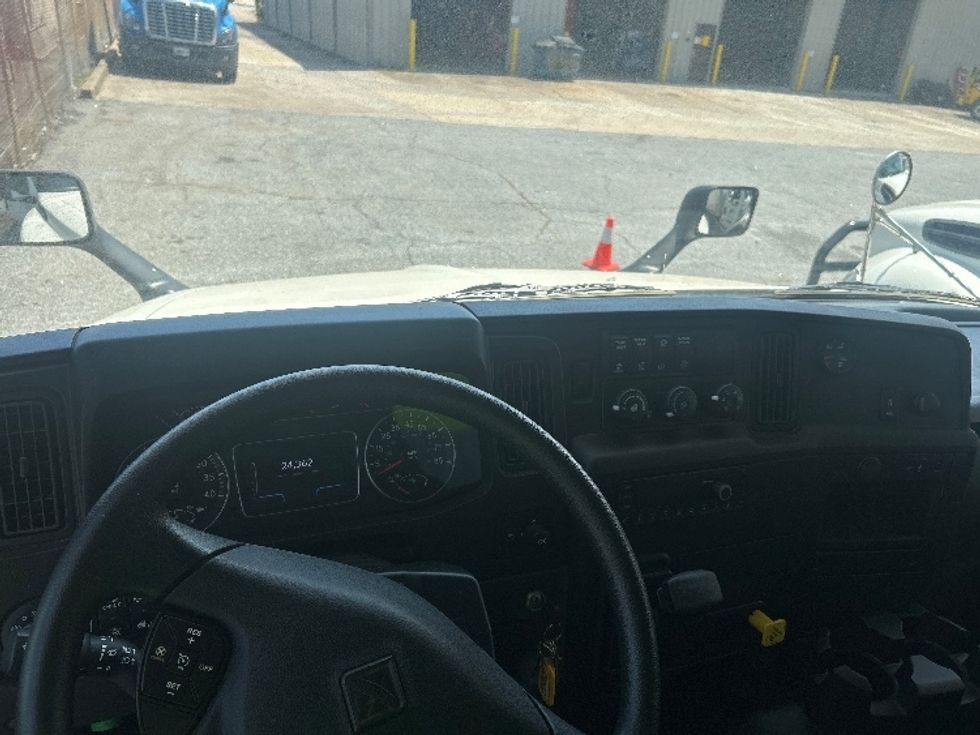 Medium Duty Box Truck-Light and Medium Duty Trucks-International-2024-MV607N-Columbus-GA-24,364\n\t\tmiles-$ 107,000 - Image 18