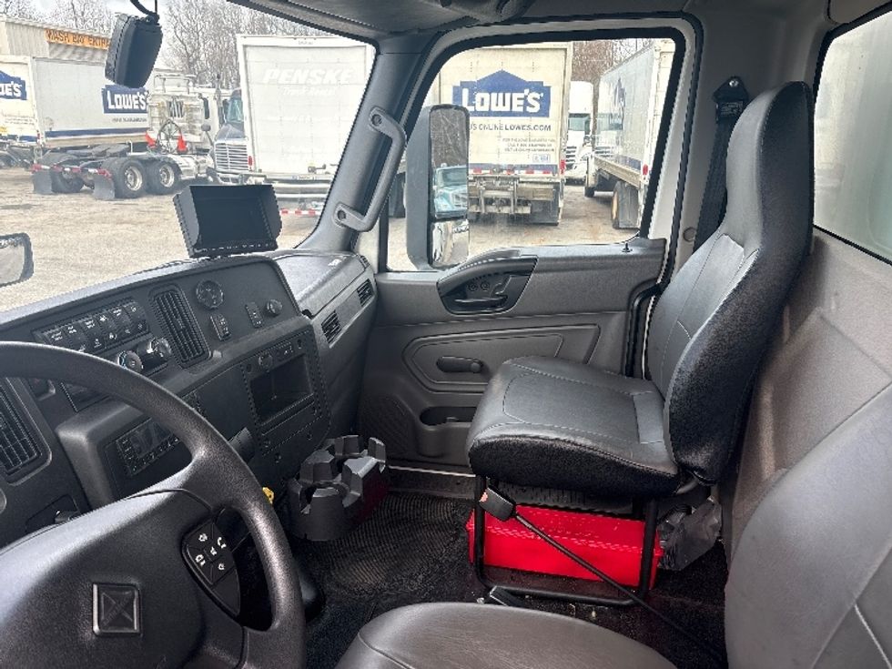 Medium Duty Box Truck-Light and Medium Duty Trucks-International-2024-MV607N-Greer-SC-2,496\n\t\tmiles-$ 92,500 - Image 18