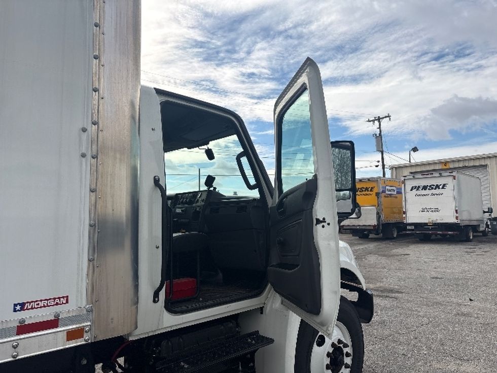 Medium Duty Box Truck-Light and Medium Duty Trucks-International-2024-MV607N-Greer-SC-2,496\n\t\tmiles-$ 92,500 - Image 19