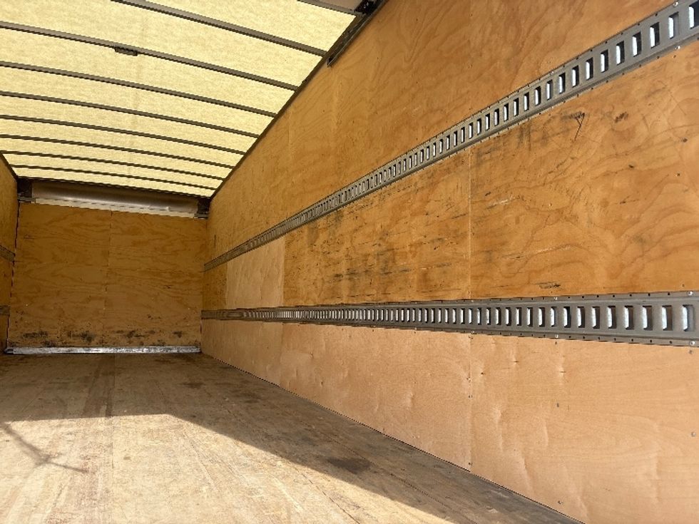 Medium Duty Box Truck-Light and Medium Duty Trucks-International-2024-MV607N-Hammond-LA-110,949\n\t\tmiles-$ 79,000 - Image 12