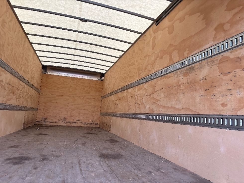 Medium Duty Box Truck-Light and Medium Duty Trucks-International-2024-MV607N-Hammond-LA-85,568\n\t\tmiles-$ 83,250 - Image 12