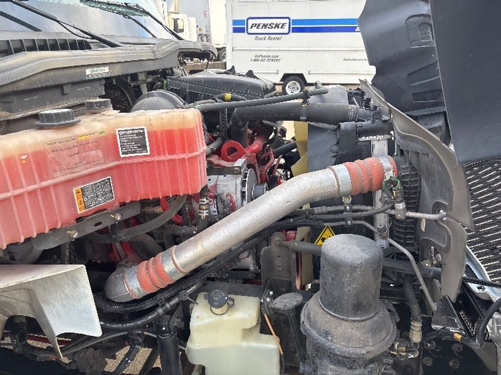 Medium Duty Box Truck-Light and Medium Duty Trucks-International-2024-MV607N-Hammond-LA-85,568\n\t\tmiles-$ 83,250 - Image 24