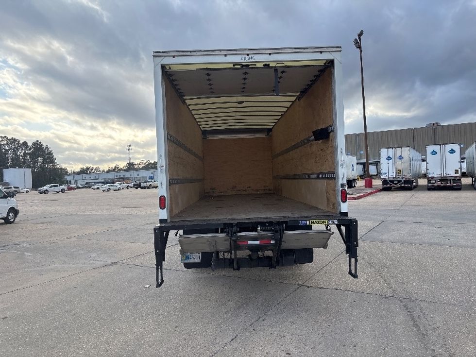 Medium Duty Box Truck-Light and Medium Duty Trucks-International-2024-MV607N-Hammond-LA-85,568\n\t\tmiles-$ 83,250 - Image 8