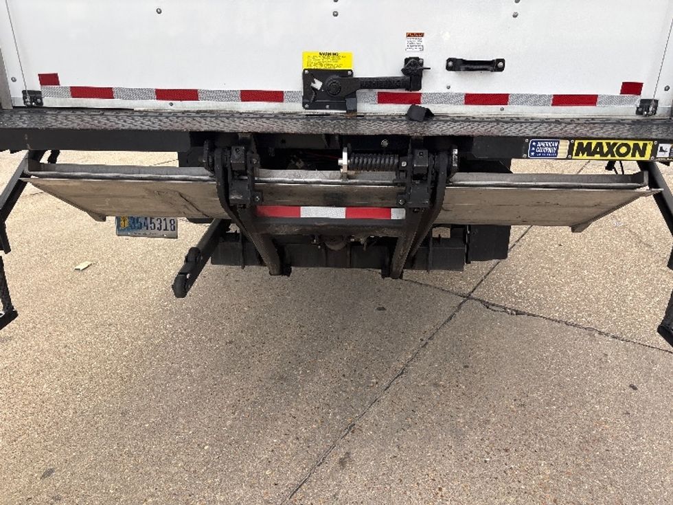 Medium Duty Box Truck-Light and Medium Duty Trucks-International-2024-MV607N-Hammond-LA-85,568\n\t\tmiles-$ 83,250 - Image 9