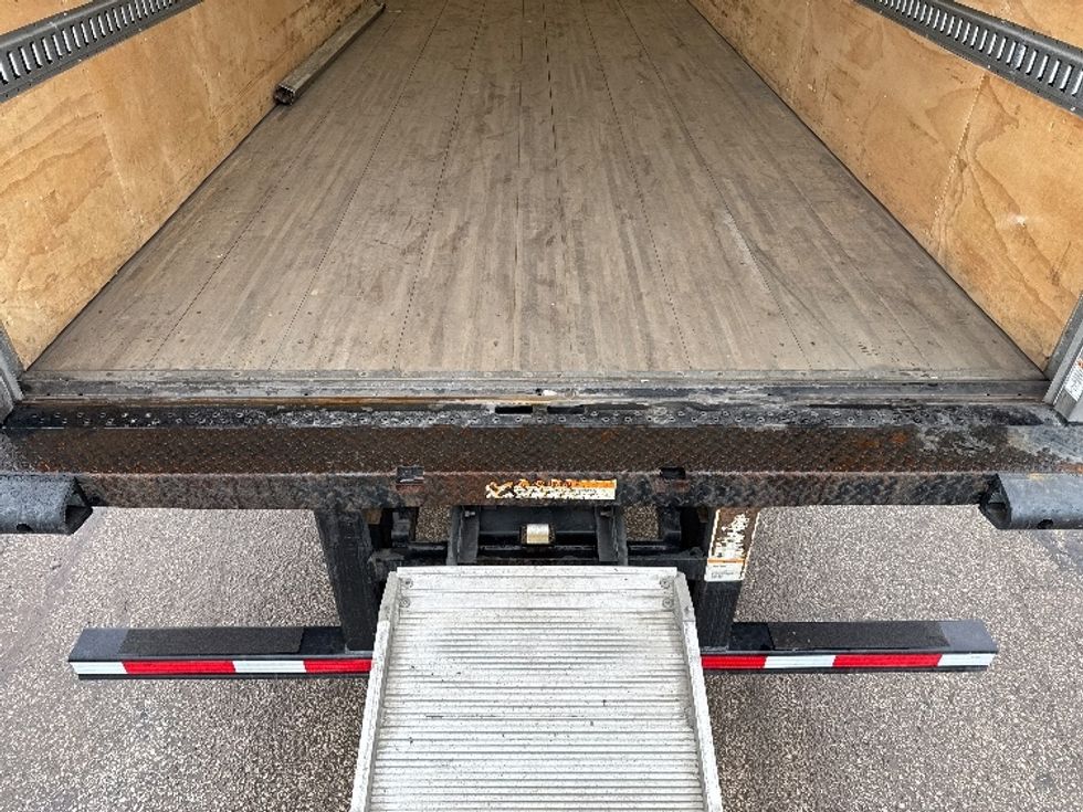 Medium Duty Box Truck-Light and Medium Duty Trucks-International-2024-MV607N-Lansing-MI-112,365\n\t\tmiles-$ 72,250 - Image 10