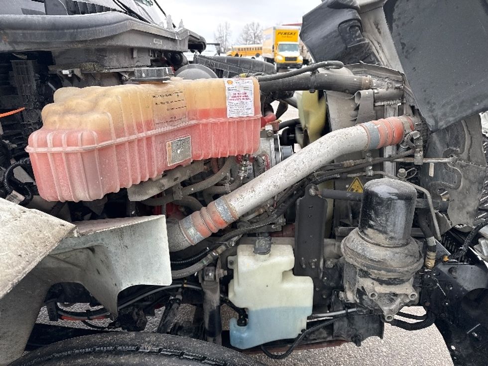 Medium Duty Box Truck-Light and Medium Duty Trucks-International-2024-MV607N-Lansing-MI-112,365\n\t\tmiles-$ 72,250 - Image 23