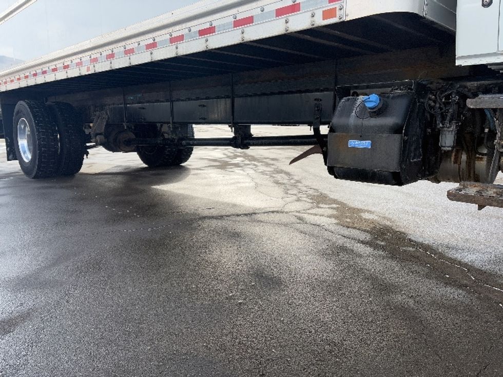 Medium Duty Box Truck-Light and Medium Duty Trucks-International-2024-MV607N-Mississauga-ON-134,055\n\t\tkm-$ 113,750 - Image 14