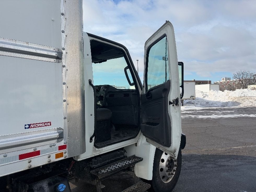 Medium Duty Box Truck-Light and Medium Duty Trucks-International-2024-MV607N-Mississauga-ON-134,055\n\t\tkm-$ 113,750 - Image 20