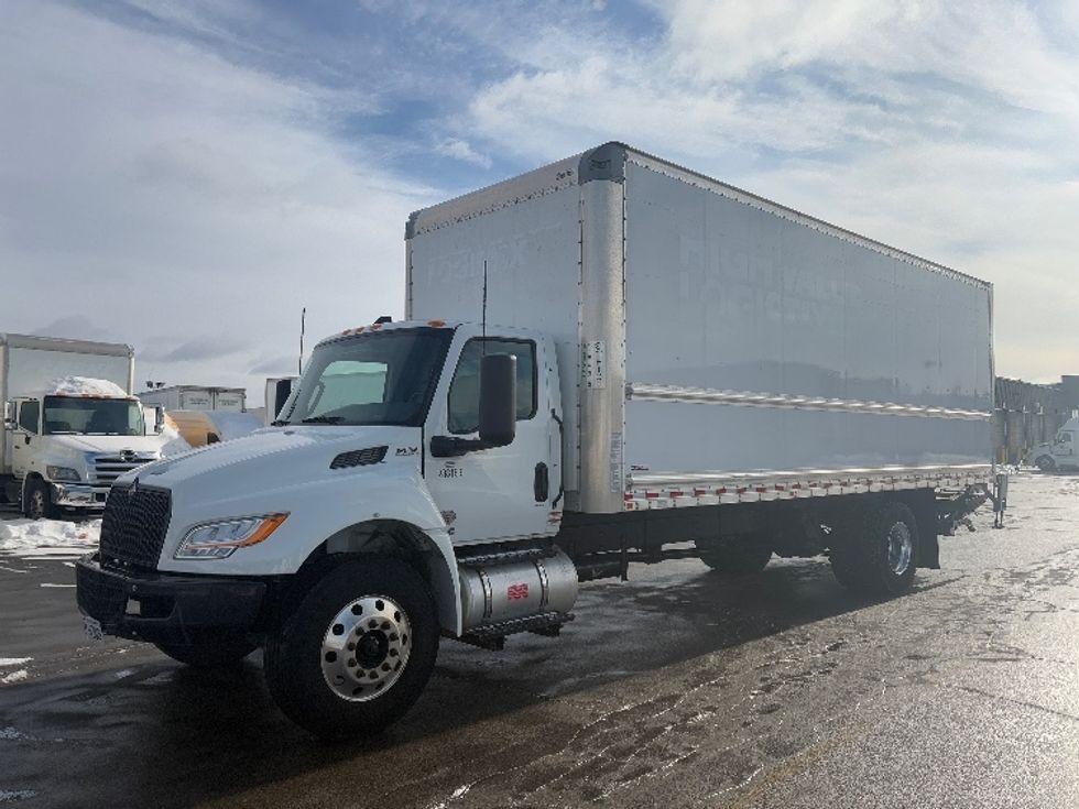 Medium Duty Box Truck-Light and Medium Duty Trucks-International-2024-MV607N-Mississauga-ON-134,055\n\t\tkm-$ 113,750 - Image 3
