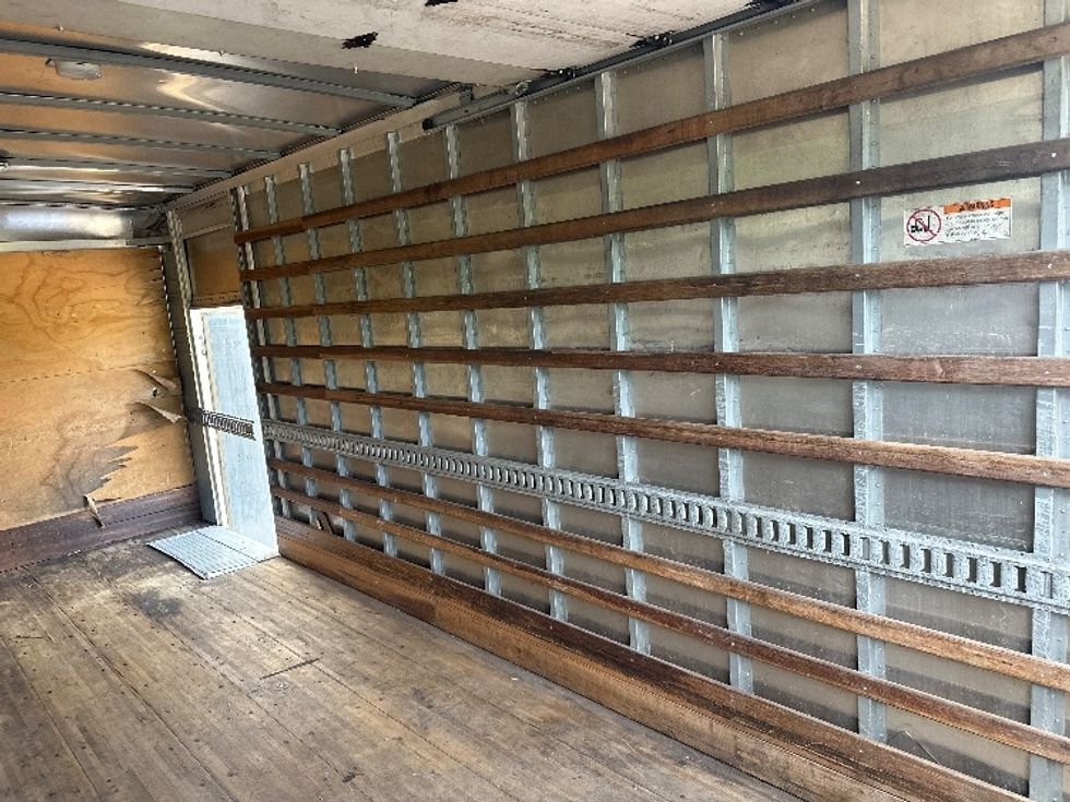 Medium Duty Box Truck-Light and Medium Duty Trucks-Isuzu-2012-NPR-Hammond-LA-99,076\n\t\tmiles-$ 22,500 - Image 11