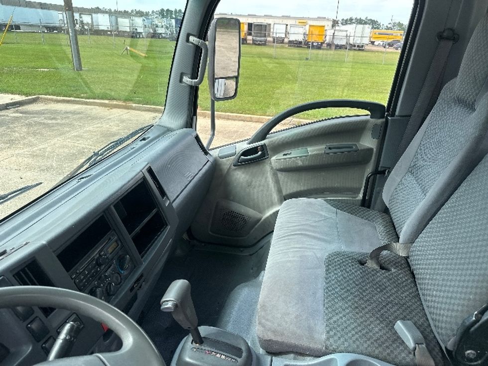 Medium Duty Box Truck-Light and Medium Duty Trucks-Isuzu-2012-NPR-Hammond-LA-99,076\n\t\tmiles-$ 22,500 - Image 18