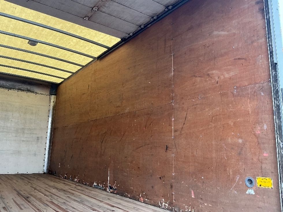 Medium Duty Box Truck-Light and Medium Duty Trucks-Isuzu-2014-NPR-Lexington-KY-294,760\n\t\tmiles-$ 9,500 - Image 11