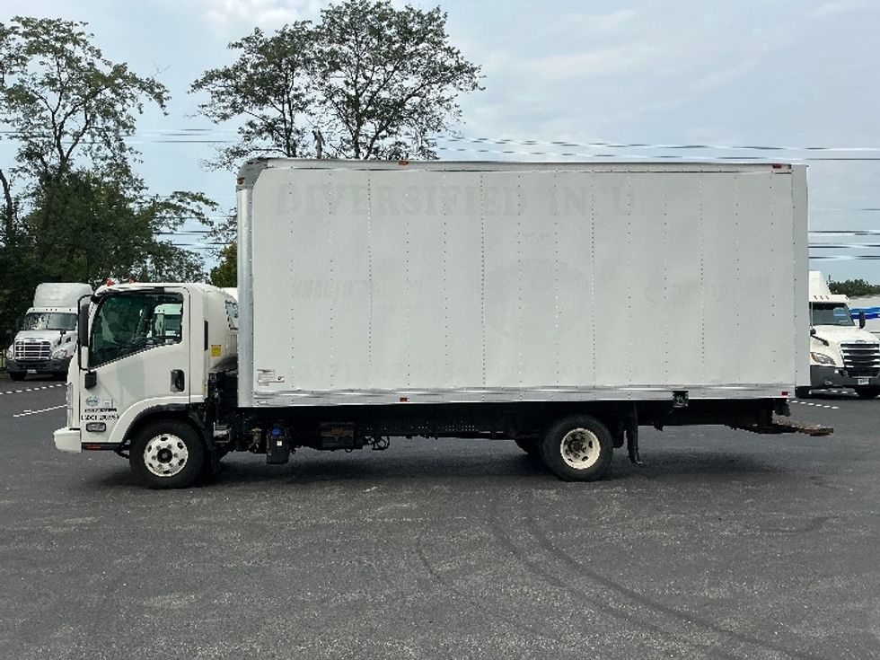 Medium Duty Box Truck-Light and Medium Duty Trucks-Isuzu-2014-NPR-Lexington-KY-294,760\n\t\tmiles-$ 9,500 - Image 4