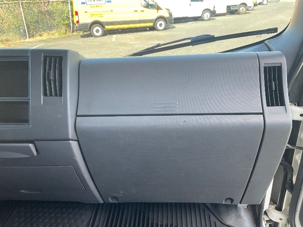 Medium Duty Box Truck-Light and Medium Duty Trucks-Isuzu-2014-NQR-Tacoma-WA-205,583\n\t\tmiles-$ 17,500 - Image 21