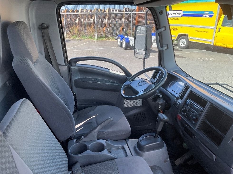 Medium Duty Box Truck-Light and Medium Duty Trucks-Isuzu-2014-NQR-Tacoma-WA-205,583\n\t\tmiles-$ 17,500 - Image 22