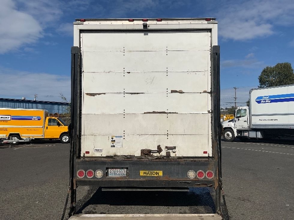 Medium Duty Box Truck-Light and Medium Duty Trucks-Isuzu-2014-NQR-Tacoma-WA-205,583\n\t\tmiles-$ 17,500 - Image 7