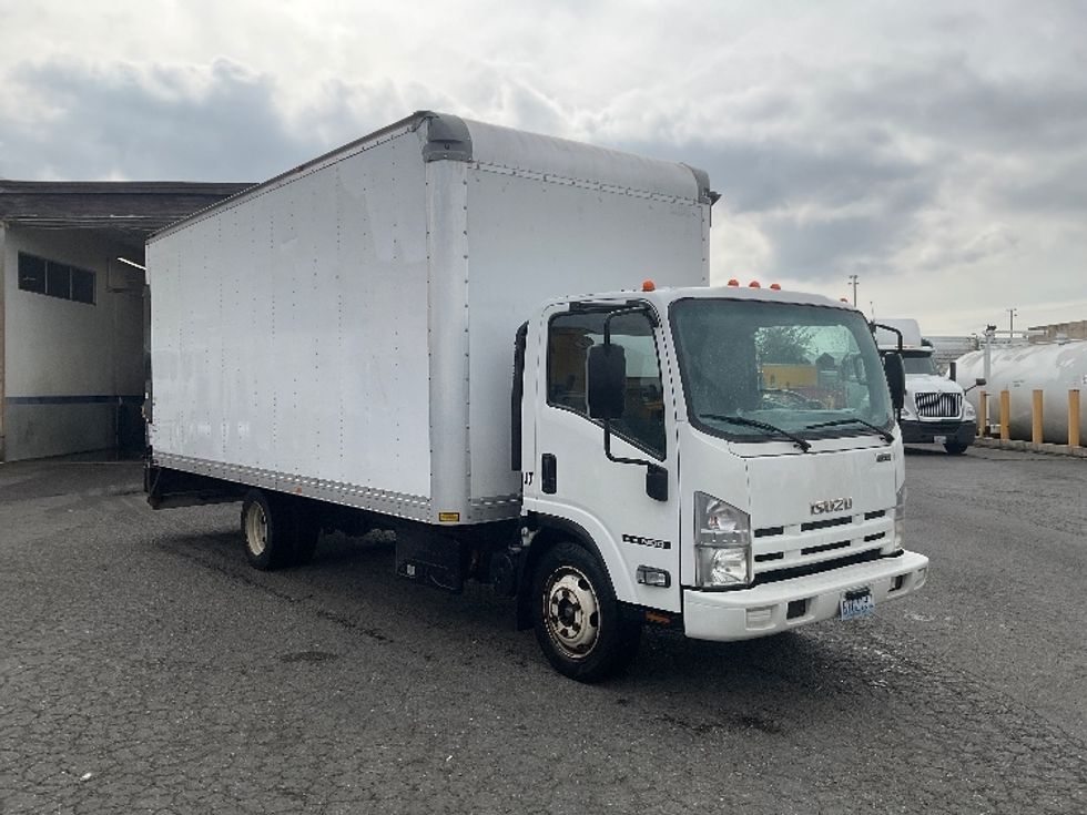 Medium Duty Box Truck-Light and Medium Duty Trucks-Isuzu-2014-NQR-Tacoma-WA-304,012\n\t\tmiles-$ 13,500 - Image 1