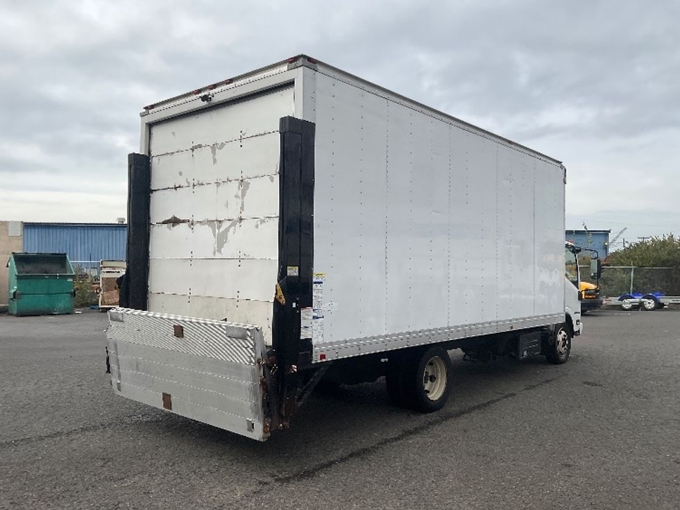 Medium Duty Box Truck-Light and Medium Duty Trucks-Isuzu-2014-NQR-Tacoma-WA-304,012\n\t\tmiles-$ 13,500 - Image 13