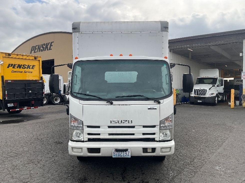 Medium Duty Box Truck-Light and Medium Duty Trucks-Isuzu-2014-NQR-Tacoma-WA-304,012\n\t\tmiles-$ 13,500 - Image 2