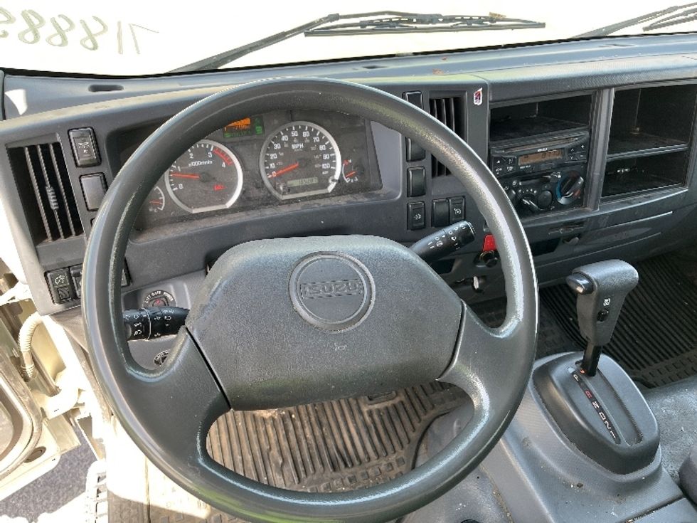 Medium Duty Box Truck-Light and Medium Duty Trucks-Isuzu-2015-NPR-Albuquerque-NM-165,286\n\t\tmiles-$ 15,500 - Image 18