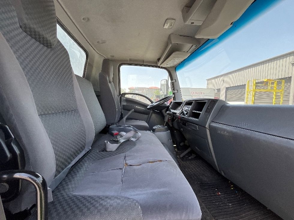 Medium Duty Box Truck-Light and Medium Duty Trucks-Isuzu-2015-NPR-Albuquerque-NM-165,286\n\t\tmiles-$ 15,500 - Image 22