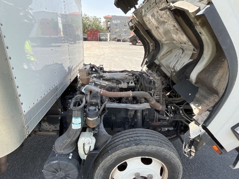 Medium Duty Box Truck-Light and Medium Duty Trucks-Isuzu-2015-NPR-Albuquerque-NM-165,286\n\t\tmiles-$ 15,500 - Image 24
