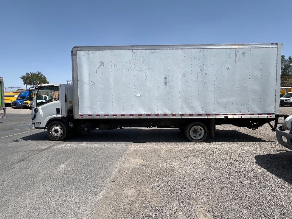 Medium Duty Box Truck-Light and Medium Duty Trucks-Isuzu-2015-NPR-Albuquerque-NM-165,286\n\t\tmiles-$ 15,500 - Image 4