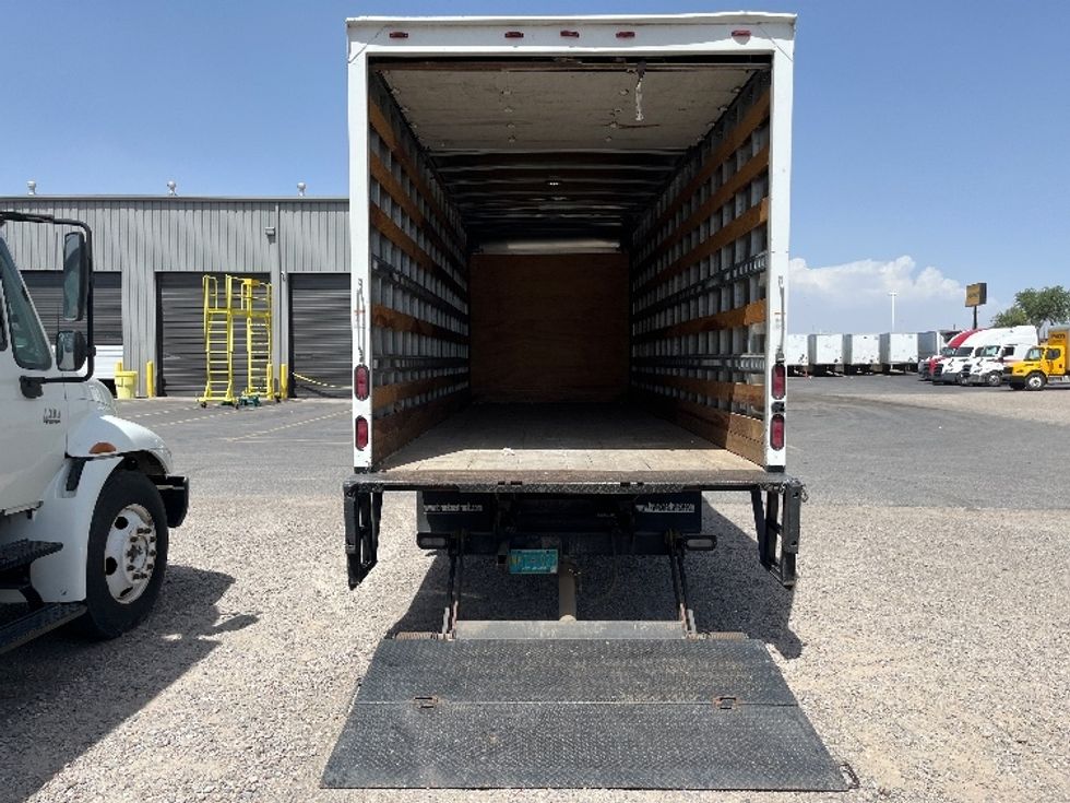 Medium Duty Box Truck-Light and Medium Duty Trucks-Isuzu-2015-NPR-Albuquerque-NM-165,286\n\t\tmiles-$ 15,500 - Image 9