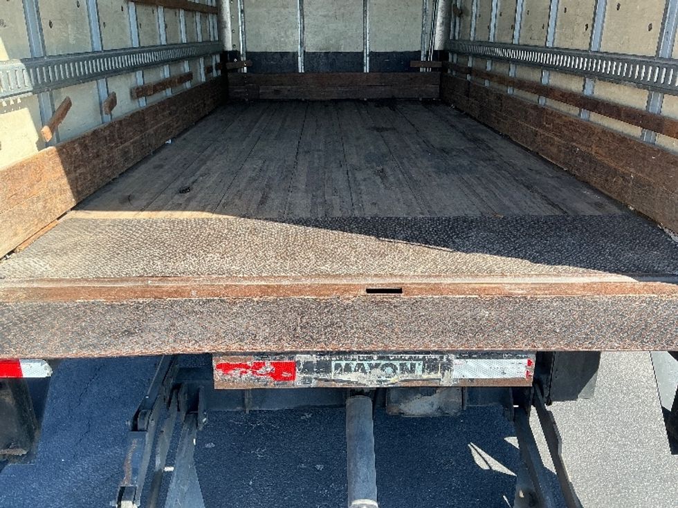 Medium Duty Box Truck-Light and Medium Duty Trucks-Isuzu-2015-NPR-Austin-TX-181,819\n\t\tmiles-$ 22,500 - Image 10