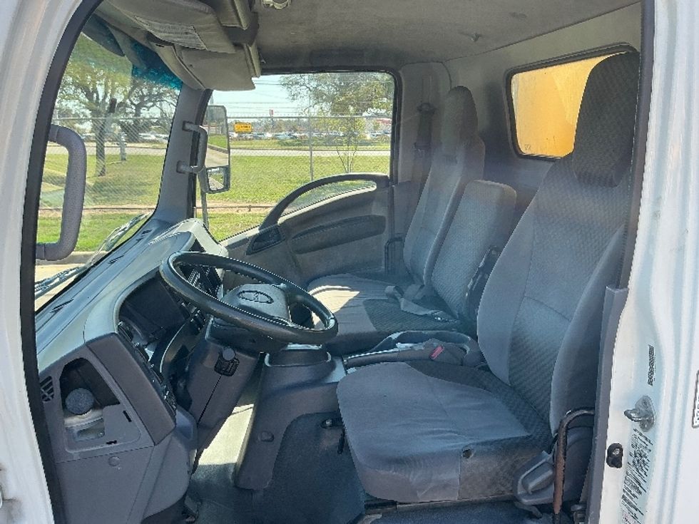 Medium Duty Box Truck-Light and Medium Duty Trucks-Isuzu-2015-NPR-Austin-TX-181,819\n\t\tmiles-$ 22,500 - Image 19