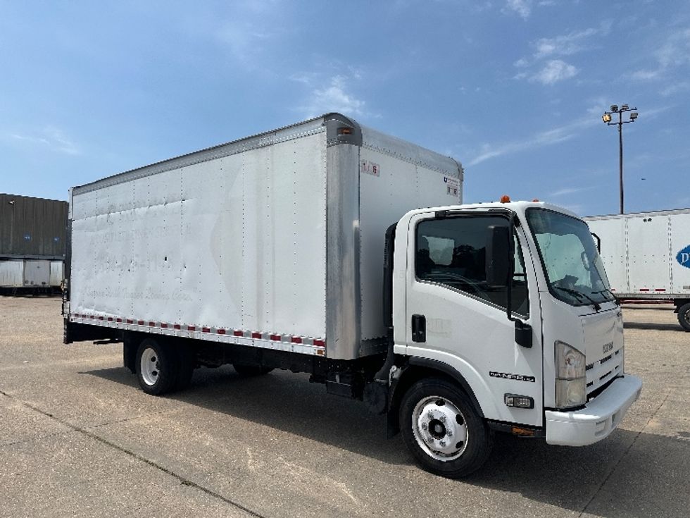 Medium Duty Box Truck-Light and Medium Duty Trucks-Isuzu-2015-NPR-Hammond-LA-110,947\n\t\tmiles-$ 16,000 - Image 1