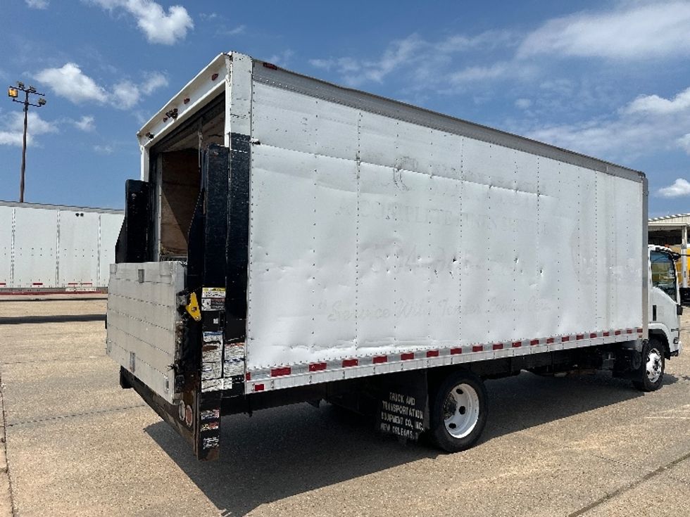 Medium Duty Box Truck-Light and Medium Duty Trucks-Isuzu-2015-NPR-Hammond-LA-110,947\n\t\tmiles-$ 16,000 - Image 13