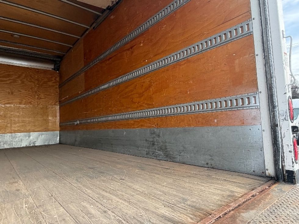 Medium Duty Box Truck-Light and Medium Duty Trucks-Isuzu-2015-NQR-North Bergen-NJ-108,233\n\t\tmiles-$ 29,500 - Image 12