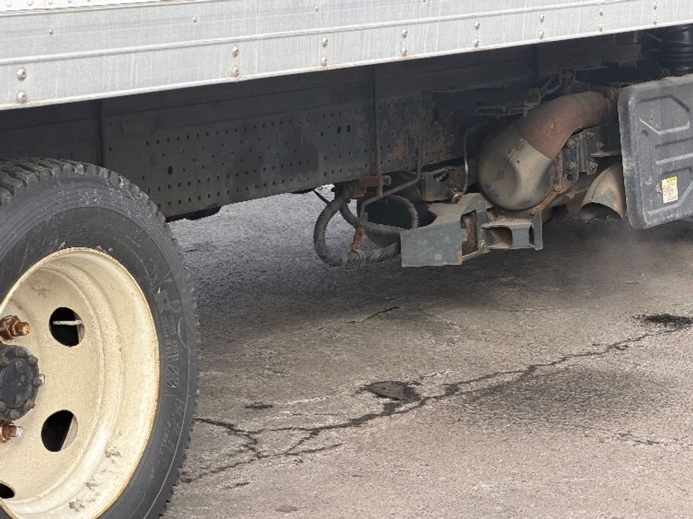 Medium Duty Box Truck-Light and Medium Duty Trucks-Isuzu-2015-NQR-North Bergen-NJ-108,233\n\t\tmiles-$ 29,500 - Image 14