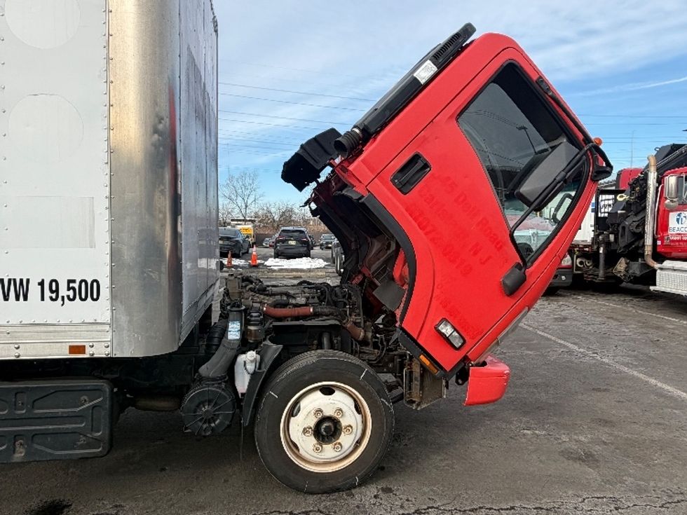 Medium Duty Box Truck-Light and Medium Duty Trucks-Isuzu-2015-NQR-North Bergen-NJ-108,233\n\t\tmiles-$ 29,500 - Image 25
