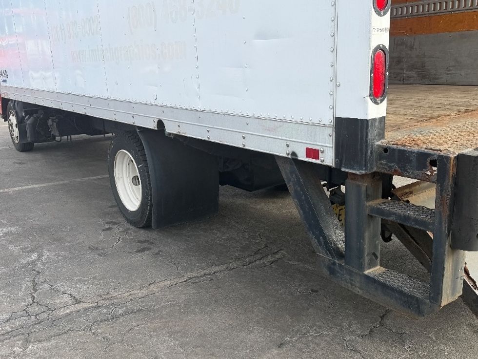 Medium Duty Box Truck-Light and Medium Duty Trucks-Isuzu-2015-NQR-North Bergen-NJ-108,233\n\t\tmiles-$ 29,500 - Image 26
