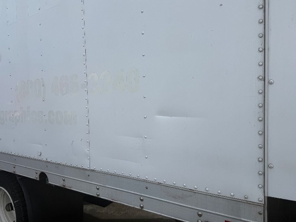 Medium Duty Box Truck-Light and Medium Duty Trucks-Isuzu-2015-NQR-North Bergen-NJ-108,233\n\t\tmiles-$ 29,500 - Image 27