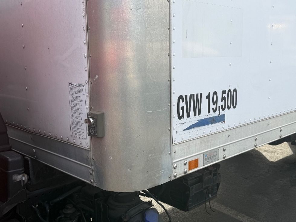 Medium Duty Box Truck-Light and Medium Duty Trucks-Isuzu-2015-NQR-North Bergen-NJ-108,233\n\t\tmiles-$ 29,500 - Image 29