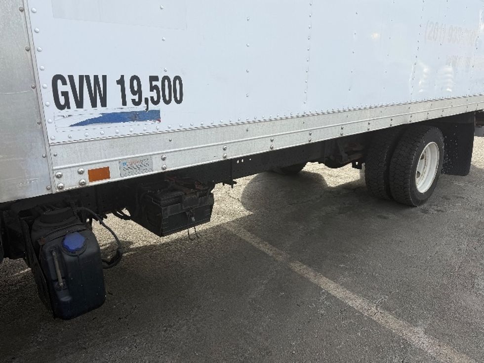 Medium Duty Box Truck-Light and Medium Duty Trucks-Isuzu-2015-NQR-North Bergen-NJ-108,233\n\t\tmiles-$ 29,500 - Image 5