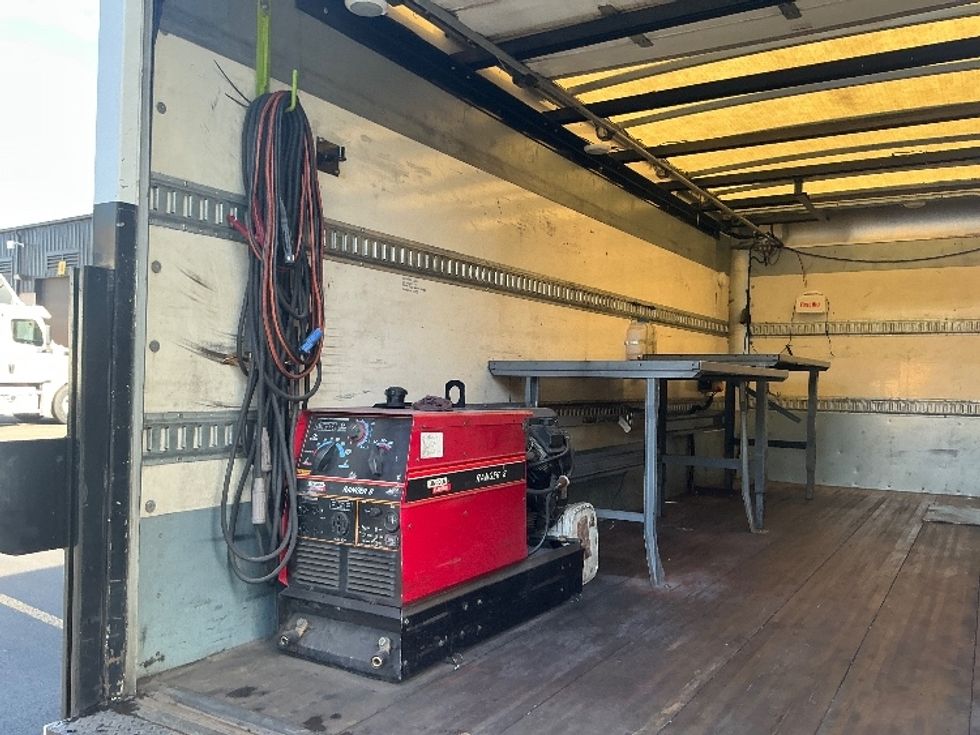 Medium Duty Box Truck-Light and Medium Duty Trucks-Isuzu-2015-NQR-Portland-OR-95,816\n\t\tmiles-$ 36,750 - Image 11