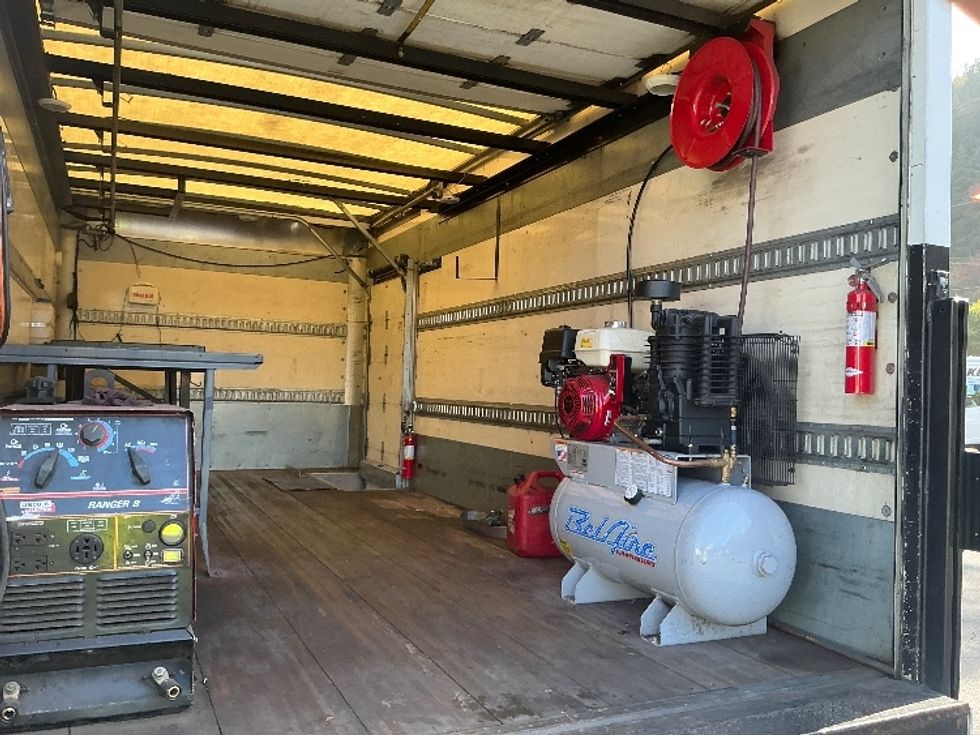 Medium Duty Box Truck-Light and Medium Duty Trucks-Isuzu-2015-NQR-Portland-OR-95,816\n\t\tmiles-$ 36,750 - Image 12