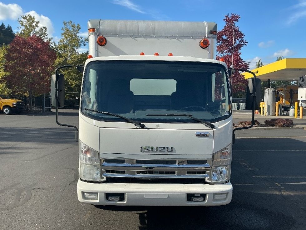Medium Duty Box Truck-Light and Medium Duty Trucks-Isuzu-2015-NQR-Portland-OR-95,816\n\t\tmiles-$ 36,750 - Image 2