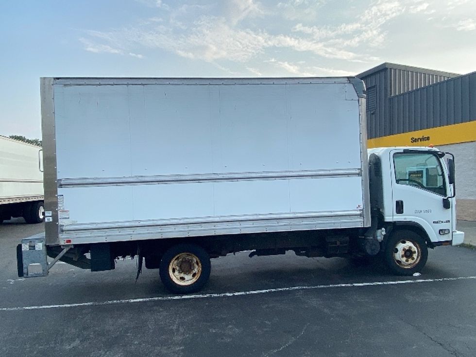 Medium Duty Box Truck-Light and Medium Duty Trucks-Isuzu-2016-NPR-Buffalo-NY-128,427\n\t\tmiles-$ 28,000 - Image 15