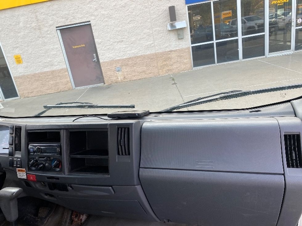 Medium Duty Box Truck-Light and Medium Duty Trucks-Isuzu-2016-NPR-Buffalo-NY-128,427\n\t\tmiles-$ 28,000 - Image 21