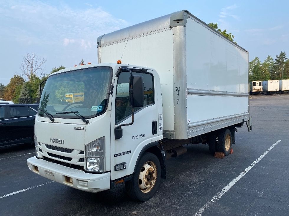 Medium Duty Box Truck-Light and Medium Duty Trucks-Isuzu-2016-NPR-Buffalo-NY-128,427\n\t\tmiles-$ 28,000 - Image 3