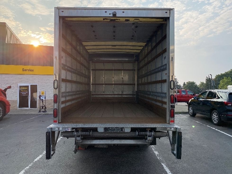 Medium Duty Box Truck-Light and Medium Duty Trucks-Isuzu-2016-NPR-Buffalo-NY-128,427\n\t\tmiles-$ 28,000 - Image 8