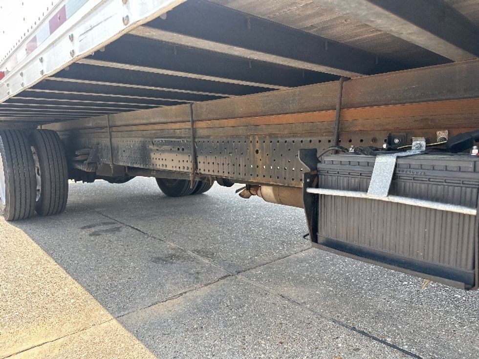 Medium Duty Box Truck-Light and Medium Duty Trucks-Isuzu-2016-NPR-Hammond-LA-154,200\n\t\tmiles-$ 15,000 - Image 14