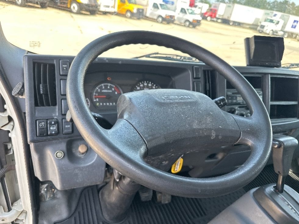 Medium Duty Box Truck-Light and Medium Duty Trucks-Isuzu-2016-NPR-Hammond-LA-154,200\n\t\tmiles-$ 15,000 - Image 17